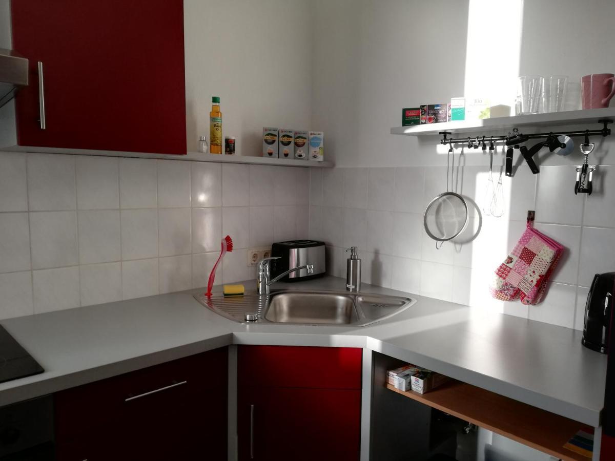 Vivid - Studioapartment Mit Balkon - Netflix - Wlan Вильгельмсхафен Экстерьер фото